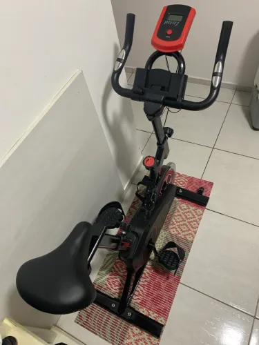 Bike spinning pouco usada