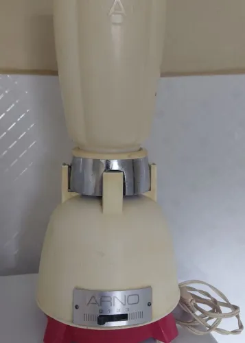 Liquidificador antigo arno 220 volts 