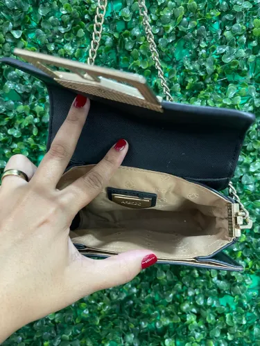 Bolsa Arezzo Giorno Original - Couro Saffiano Preta