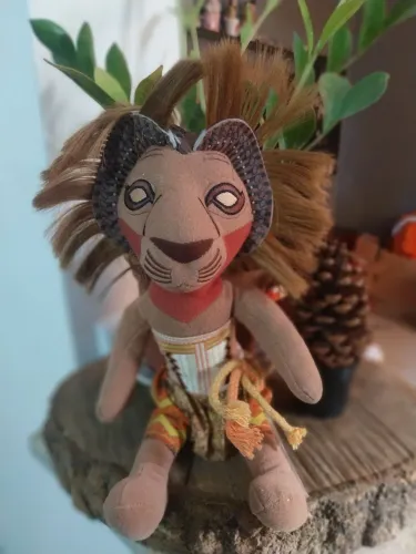 Pelúcia Rei Leão Broadway Simba