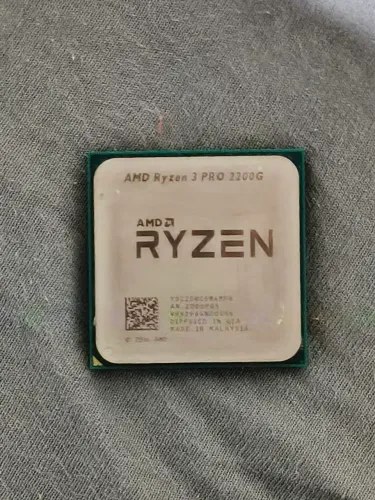 Ryzen 3 PRO 2200g