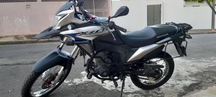 Moto a venda