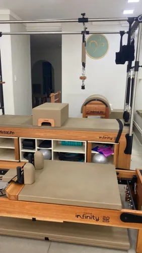 Vendo urgente Aparelhos Pilates Metalife (juntos ou separados)