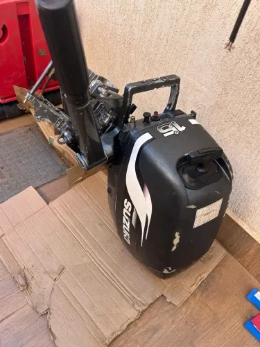 Oportunidade! Motor de Popa Suzuki 15 Hp