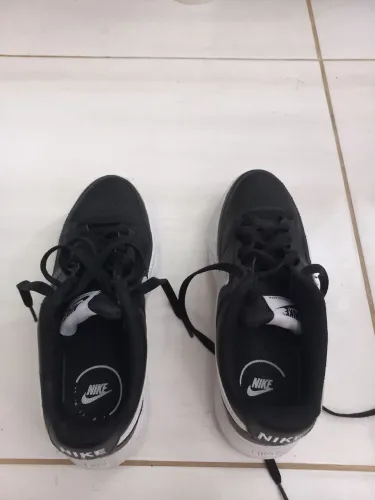 Tênis Nike feminino 36