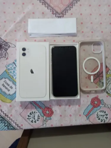 Vendo iPhone 11 zero 64 GB