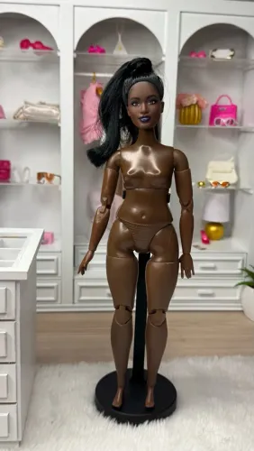 Barbie BMR Curvy Black Signature