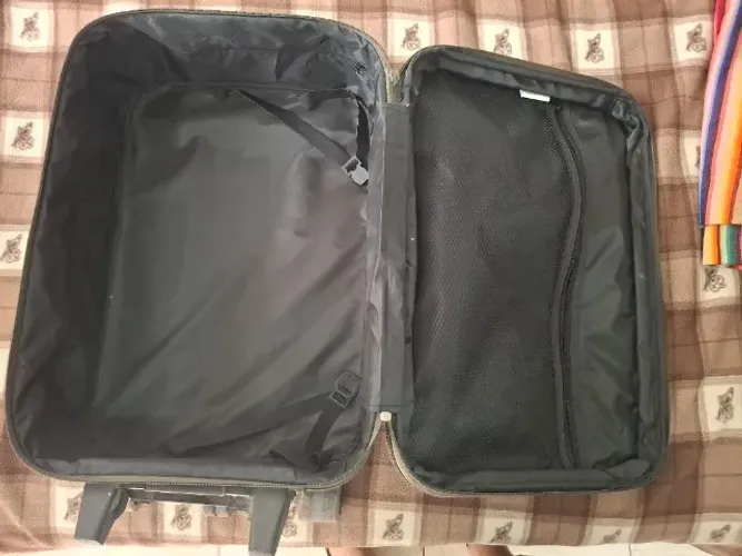 Mala de mão usada