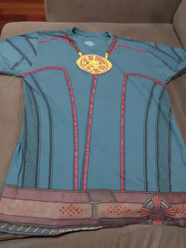 Camiseta Dr estranho Piticas