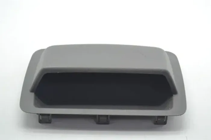 Moldura Caixa Fusivel Porta Treco Painel Gm Agile Original