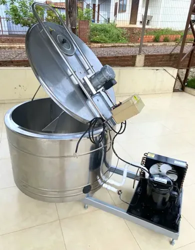 Tanque Resfriador 330 Litros de Leite Caldas Água Sucos