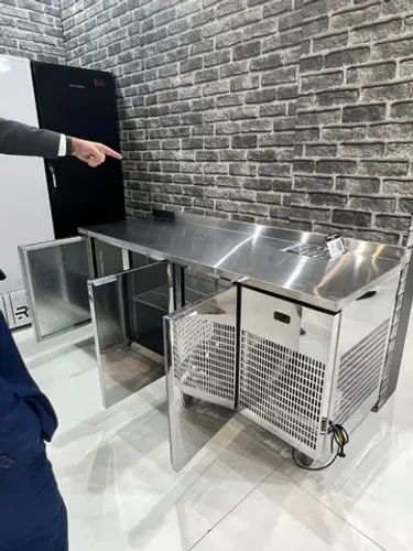 Balcão de Serviço Refrigerado 2,00m Temperatura resfriados: 0ºC a 5ºC Novo