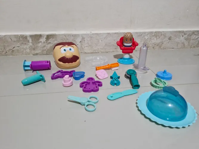 Play-Doh Brinquedo Barbeiro - Diversão Criativa!