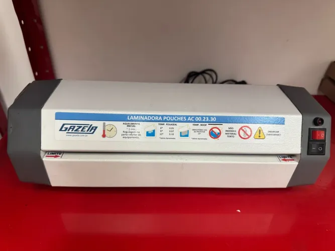 Laminadora PLASTIFICADORA Gazela