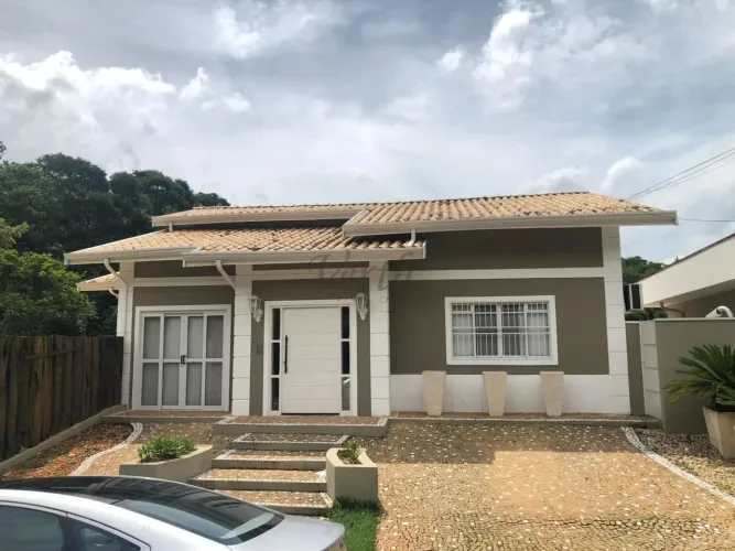 Casa à Venda no Condomínio Colinas do Ermitage, Sousas - Campinas/SP