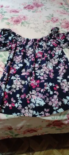 Blusa floral azul marinho nova tamanho G 
