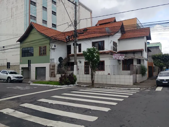 Casa comercial, 249m, Centro de Vila Velha para vender 
