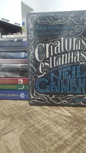 Criaturas estranhas - Neil Gaiman Lacrado 