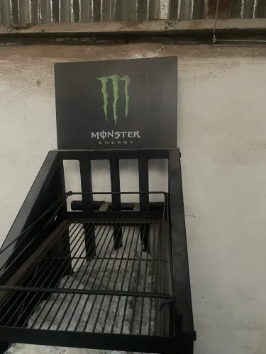 Expositor Monster