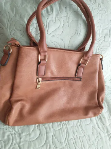 Bolsa de ombro elegante