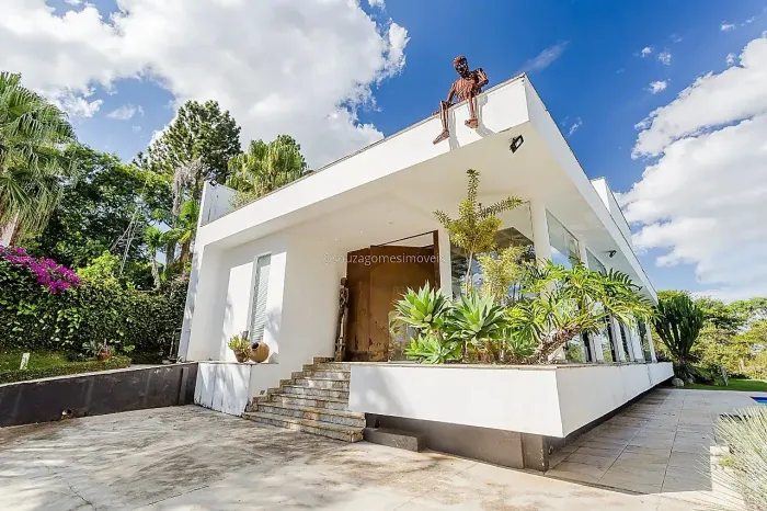 Casa 4 quartos - Parque Jardim da Serra