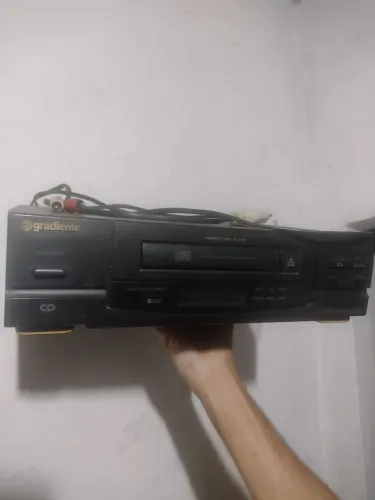 Cd player gradiente at3