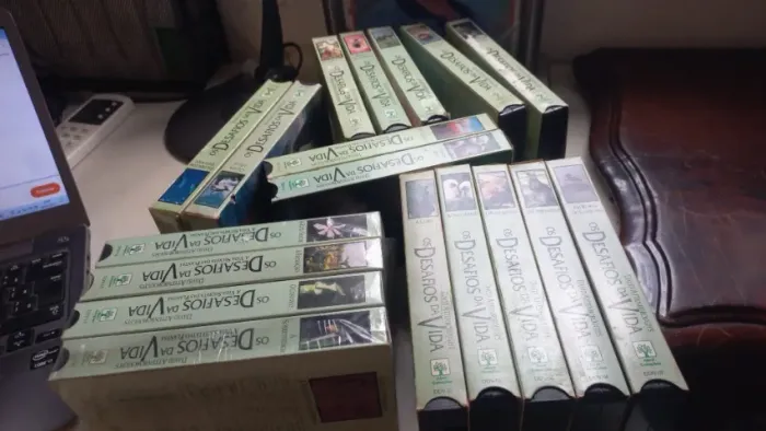 Os Desafios da Vida em VHS - Coleção com 18 fitas - David Attenboroughs - BBC Time Life
