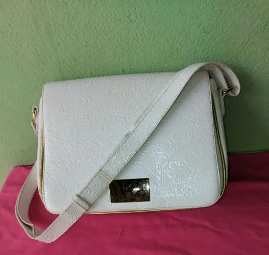 Bolsa Carmen Steffens nova