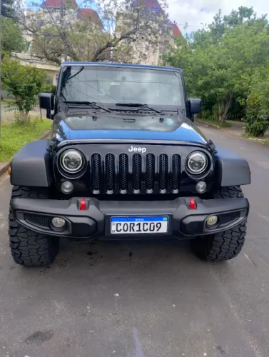 Jeep Wrangler Unlimited Sport 3.6 V6 284cv 4P 2014