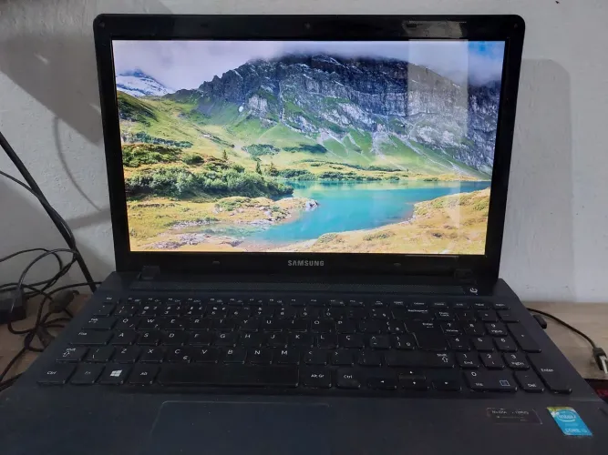 Tela IPS notebook 15 polegadas e memória  [defeito na placa mãe]
