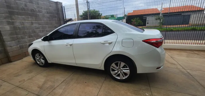 Toyota Corolla GLI Upper 1.8 Flex 16V Aut. 2017