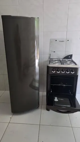 Geladeira e fogão
