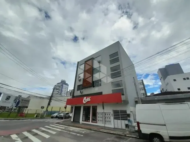 Sala Comercial de 30m² para alugar no bairro Estreito, Florianópolis