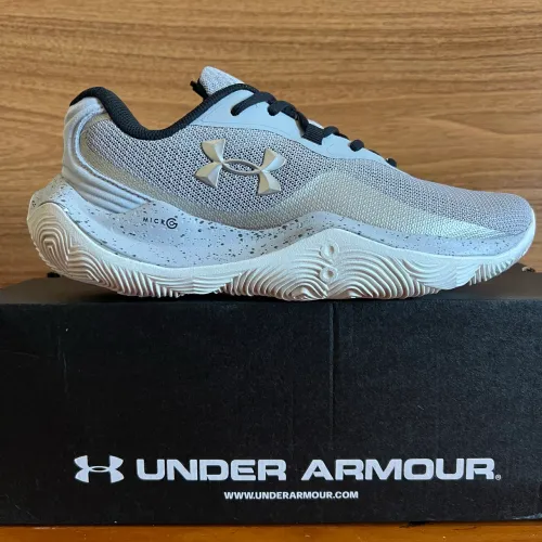 Tênis basquete/volei Under armour buzzer 2