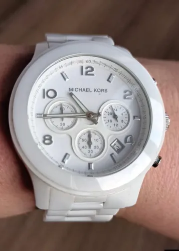 Relógio Michael Kors Runway Cronógrafo MK5163 ***NOVO, original, comprado em NY******