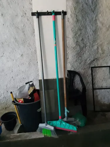 Suporte pra vassouras