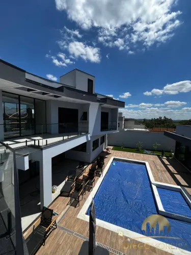 Casa de Alto Padrão à Venda Condomínio Nova Caieiras