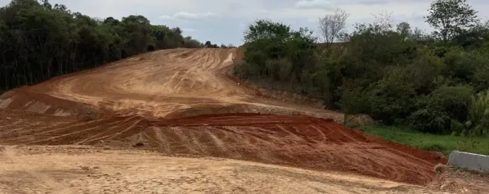 Terreno Industrial e Comercial oportunidade