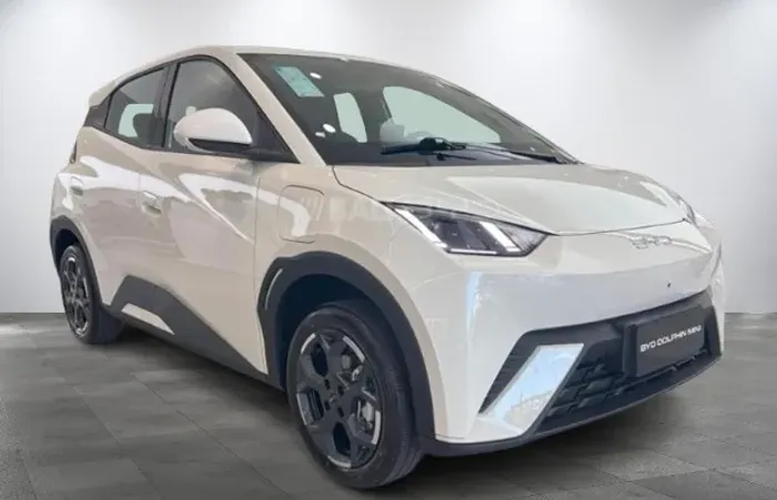 BYD Dolphin EV (Elétrico) 2026