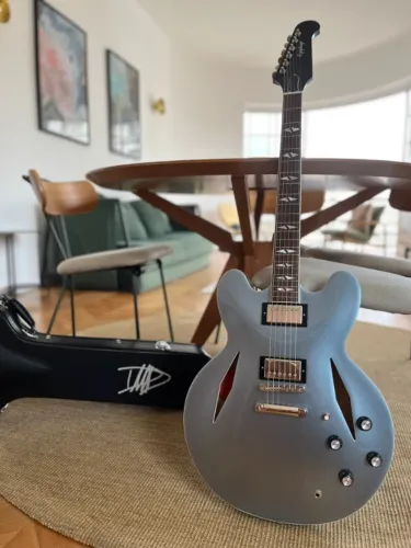 Guitarra Semi-acústica Epiphone DG 335 - Pelham Blue - Com Hardcase e tags original