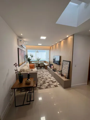 A cobertura mais sofisticada e toda decorada por arquiteto do Pontal Oceânico!