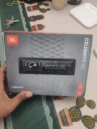 Rádio JBL Celebrity 150