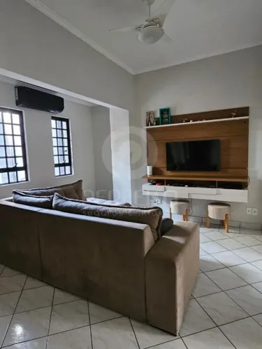 SOBRADO RESIDENCIAL E COMERCIAL COM 3 QUARTOS, CLOSET E ENERGIA SOLAR VILA MONTE ALEGRE, P