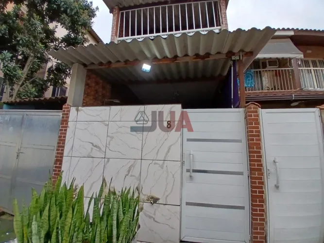 CASA 2 QUARTOS EM CONDOMÍNIO NO PONTO CHIC - NOVA IGUAÇU