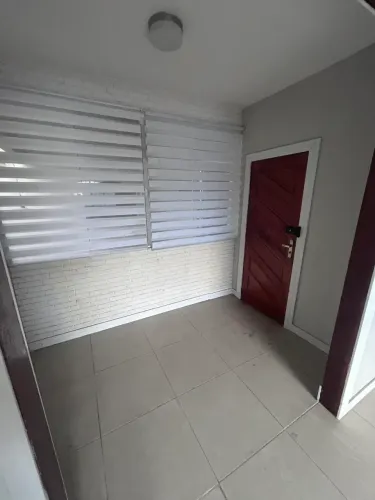 ALUGA-SE ESCELENTE CASA