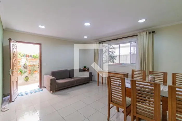 Casa à Venda - Vila Yara, 4 Quartos, 320 m2