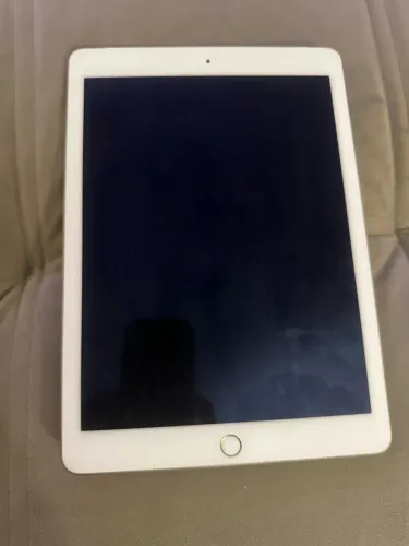 iPad Apple air 2 de 128 GB , não está zerado