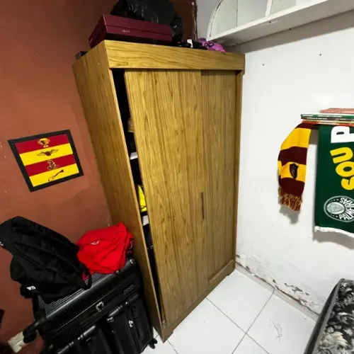 GUARDA ROUPA, CAMA E PRATELEIRAS