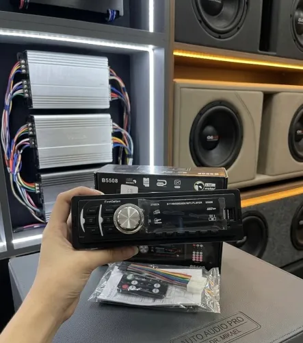 Som para carro Bluetooth novo com controle remoto