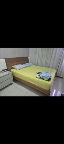 Vendo cama queem 